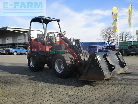 Minicargadora - Schaffer - 2430