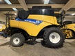 Cosechadora de Cereal - New Holland - CR8080