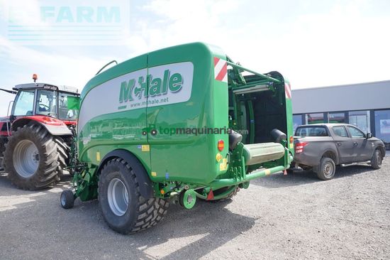 Empacadora gigant - McHale - fusion 3 pro