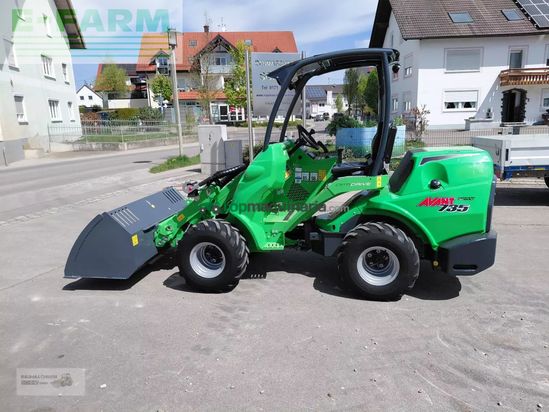 Minicargadora - Avant - 735