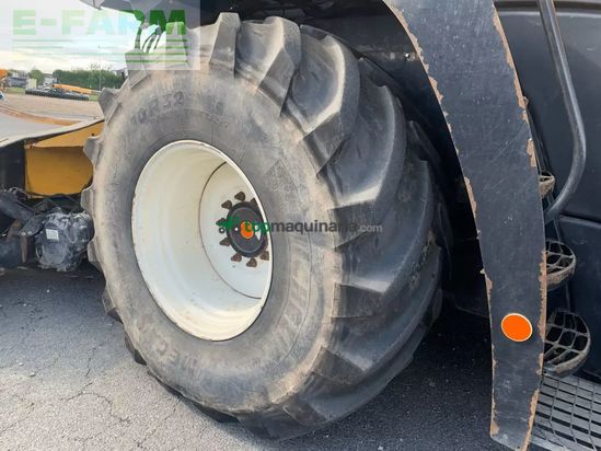 Cosechadora de Cereal - New Holland - fr 550