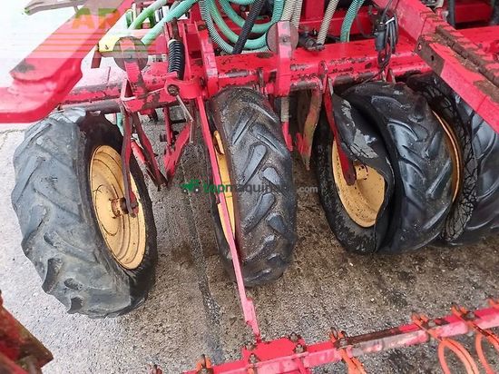 Sembradora - Väderstad - rapid 600 p - ersatzteilspender