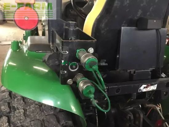 Tractor agrícola - John Deere - 3320 my11