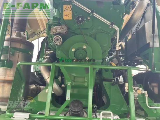 Cosechadora de Cereal - John Deere - 8400