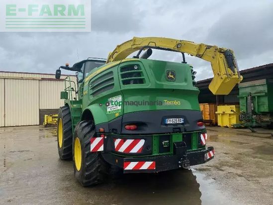 Cosechadora de Cereal - John Deere - 8300