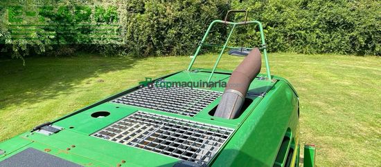 Cosechadora de Cereal - John Deere - 7700
