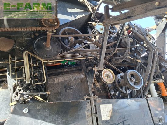 Cosechadora de Cereal - New Holland - cr 9060 / cr9060