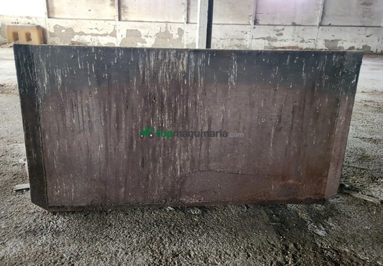 Apiladora de cereal. Accesorio para tractor o pala