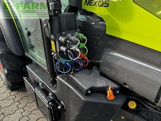 Tractor agrícola - Claas - nexos 260 s