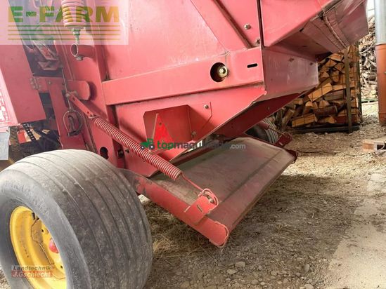 Empacadora gigant - New Holland - 640 b bale command