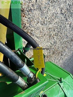 Empacadora gigant - John Deere - 590