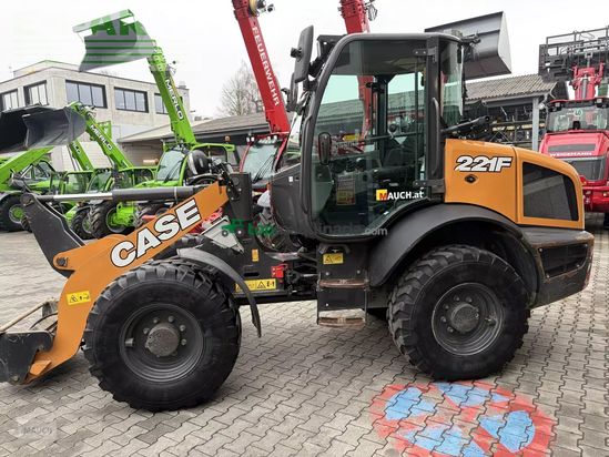 Minicargadora - Case IH - 221f mit euroadapter hydraulisch