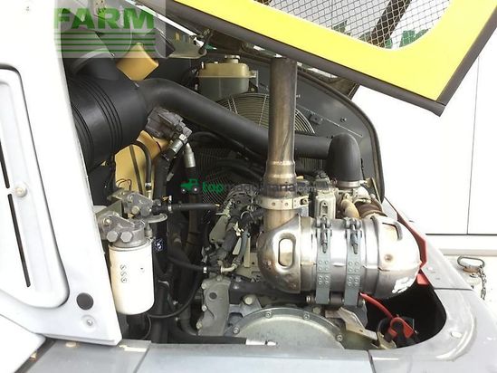 Minicargadora - kramer - 8105