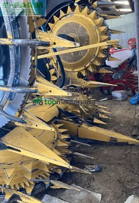 Cosechadora de Cereal - New Holland - fr 550