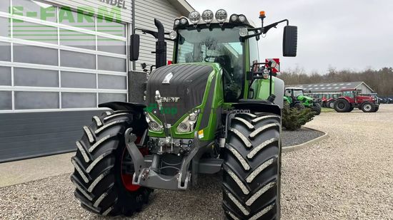 Tractor agrícola - Fendt - 828 vario s4 profi plus med frontlift