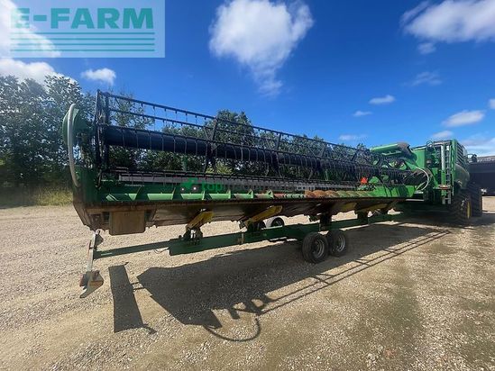 Cosechadora de Cereal - John Deere - t670i