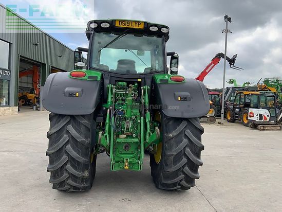 Tractor agrícola - John Deere - 6215r premium edition tractor (st26285)
