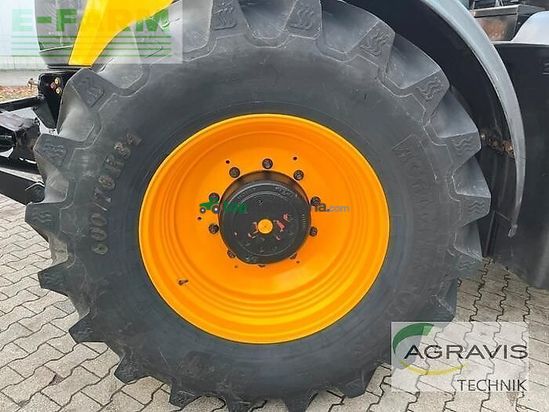 Tractor agrícola - JCB - 8310