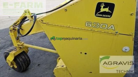 Cosechadora de Cereal - John Deere - 7400