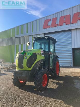 Tractor agrícola - Claas - nexos 220 ve cabine 4rm VE