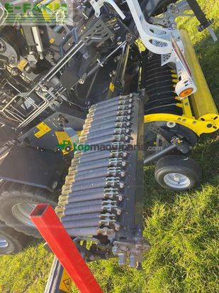 Empacadora gigant - Pöttinger - impress 155 vc