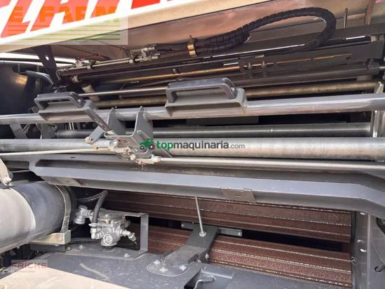Empacadora gigant - Claas - rollant 454 uniwrap