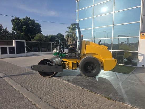 Rodillo compactador - JCB VM46