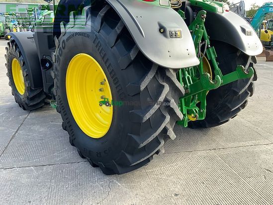 Tractor agrícola - John Deere - 6r.215 tractor (st27708)