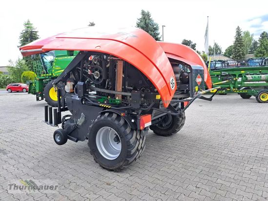 Empacadora gigant - Kuhn - i bio