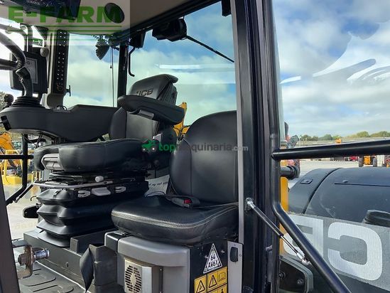 Tractor agrícola - JCB - 4220 fastrac (st24632)