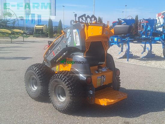 Minicargadora - Giant - gs900 skid