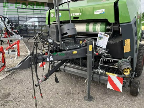Empacadora gigant - Fendt - rotana 180 xtra cut