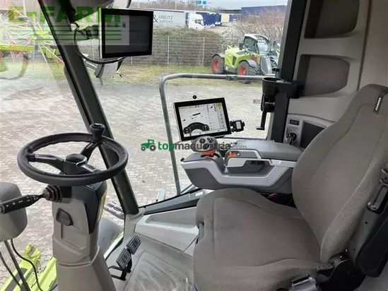 Cosechadora de Cereal - Claas - trion 750 terra trac