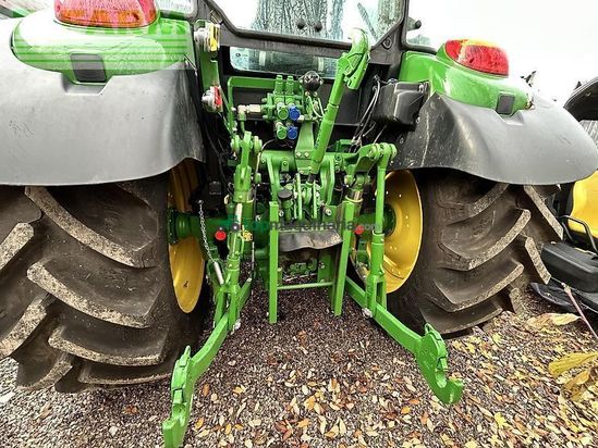 Tractor agrícola - John Deere - 5100m