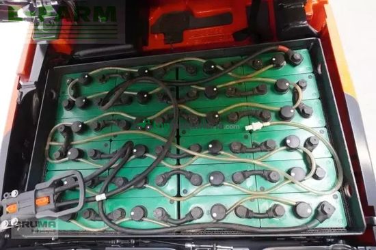 Elevadora - Linde - e 14 evo 386-02