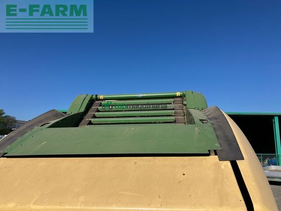 Empacadora gigant - Krone - v 150 xc