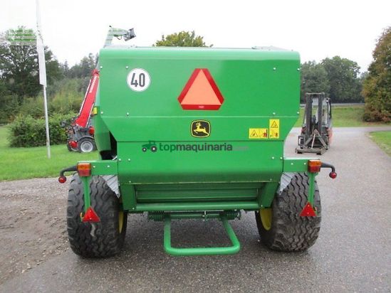 Empacadora gigant - John Deere - f441m