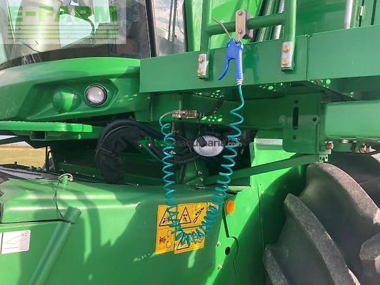 Cosechadora de Cereal - John Deere - s690