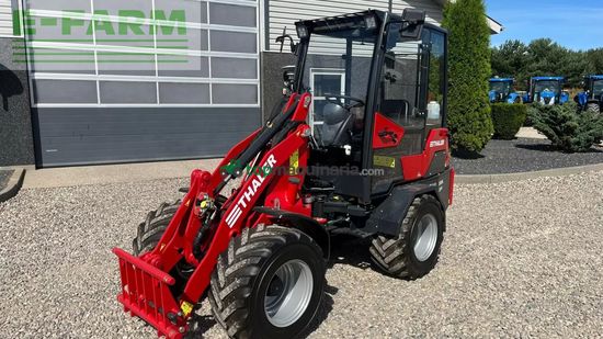 Minicargadora - Thaler - 2838l dpf kabine og brede hjul