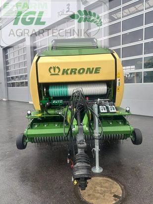 Empacadora gigant - Krone - comprima f 155 xc