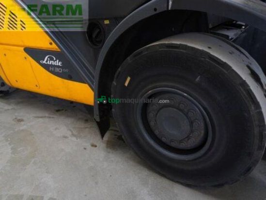 Elevadora - Linde - h 30 d (3b) 393-02