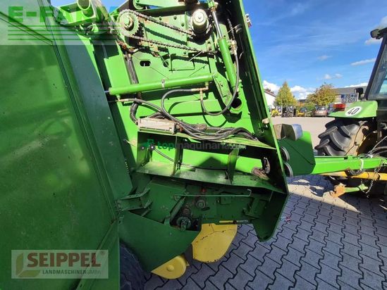 Empacadora gigant - John Deere - 570