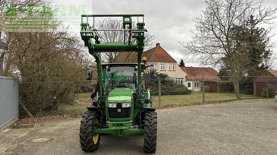 Tractor agrícola - John Deere - 5075e stufe v