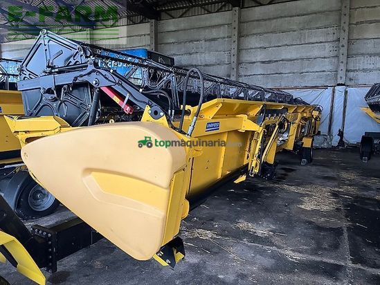 Cosechadora de Cereal - New Holland - cr 9.80