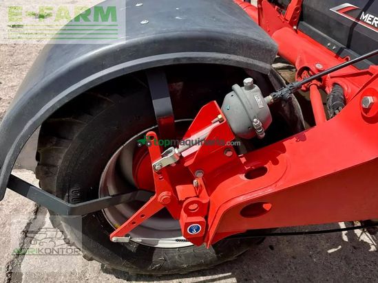 Rastrillo - Kuhn - merge maxx 950 - bandschwader