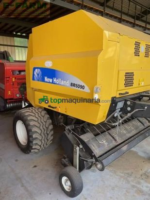 Empacadora gigant - New Holland - br6090