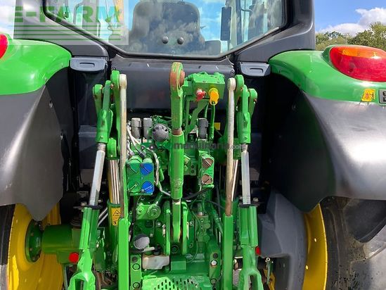 Tractor agrícola - John Deere - 6090m tractor (st26117)