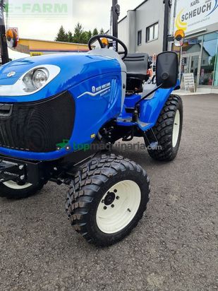Tractor agrícola - New Holland - boomer 25