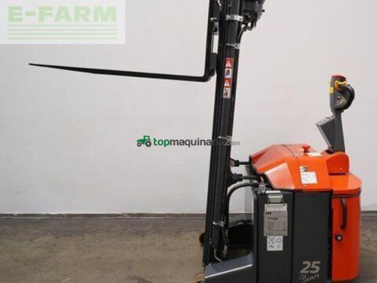 Elevadora - Combilift - cs1250