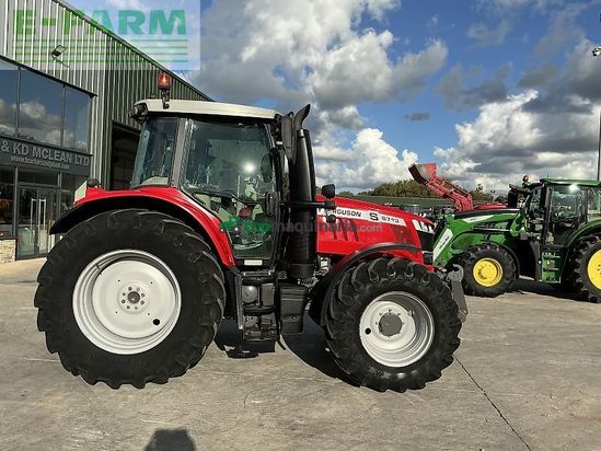 Tractor agrícola - Massey Ferguson - 6713s dyna6 tractor (st24311)